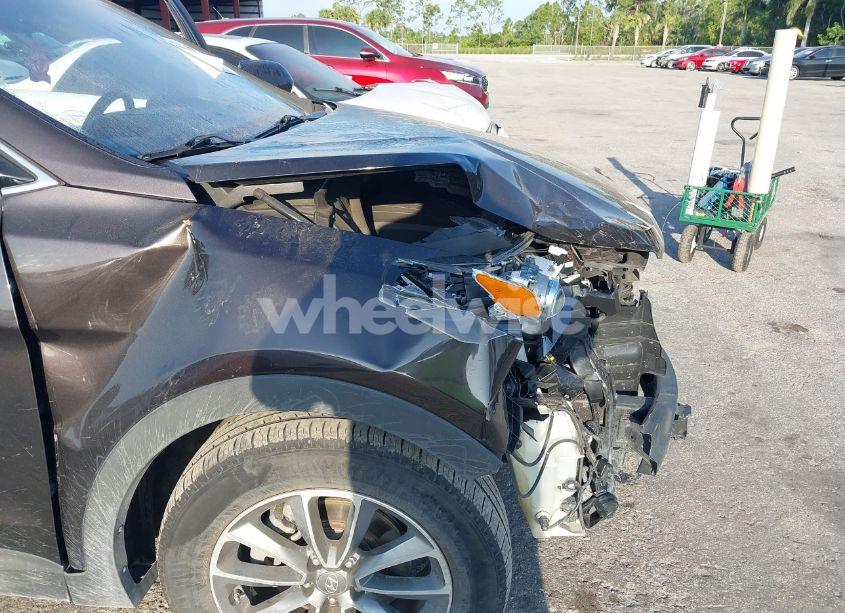 Photo 12 of 2017 Hyundai Santa FE SE (VIN KM8SMDHFXHU218458)