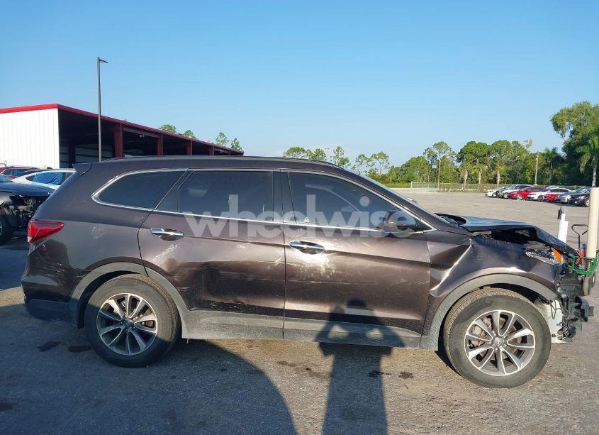 Photo 14 of 2017 Hyundai Santa FE SE (VIN KM8SMDHFXHU218458)