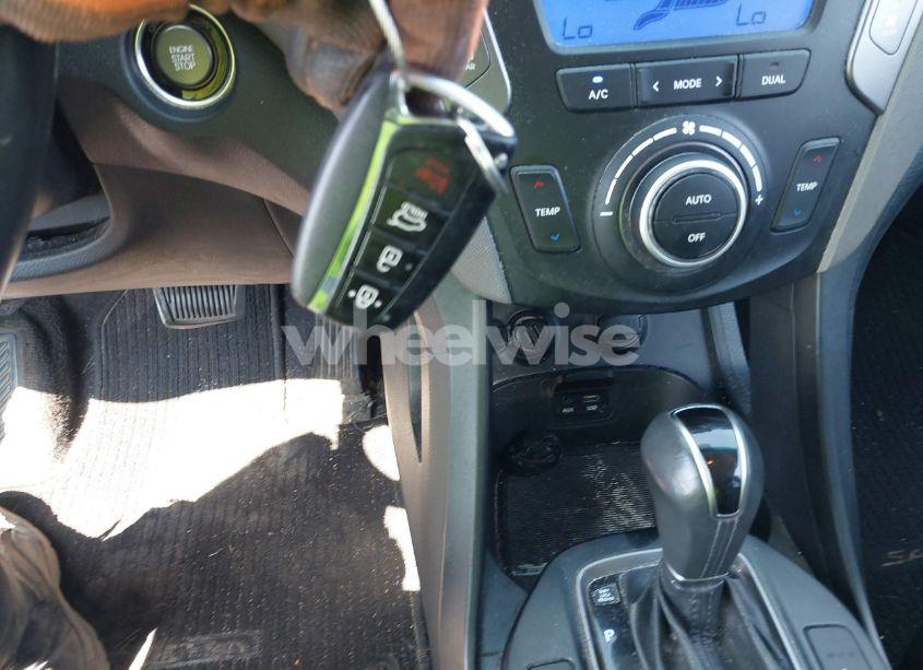 Photo 11 of 2015 Hyundai Santa FE LIMITED (VIN KM8SN4HF8FU124928)