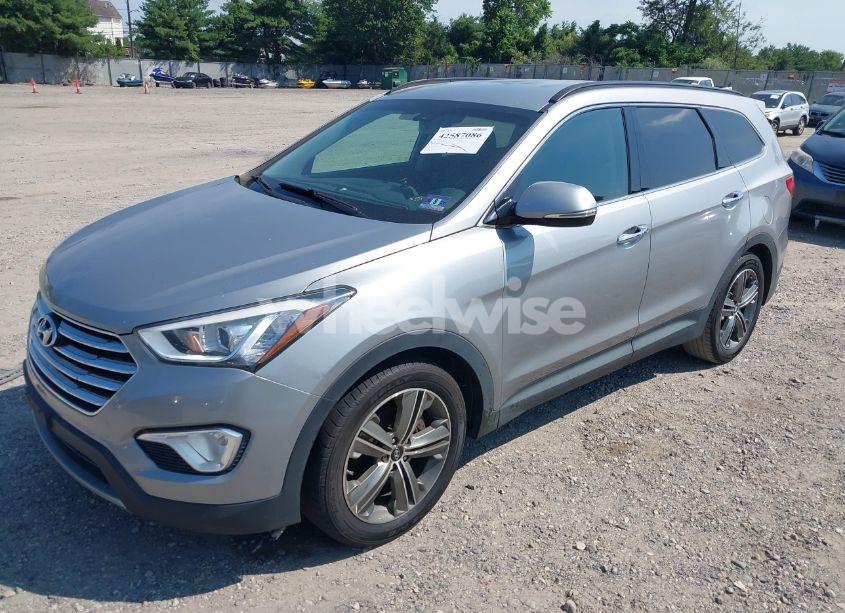 Photo 2 of 2015 Hyundai Santa FE LIMITED (VIN KM8SN4HF8FU124928)