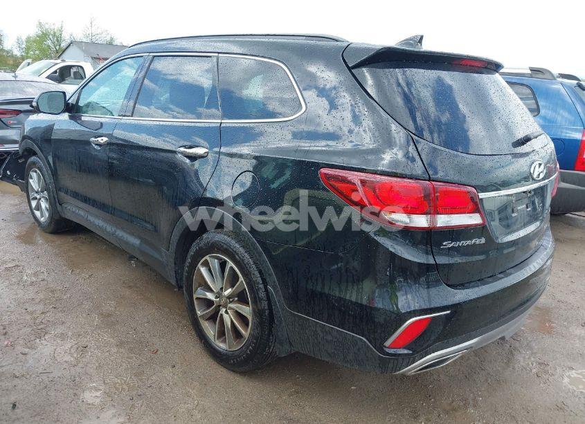 Photo 3 of 2017 Hyundai Santa FE SE (VIN KM8SNDHF8HU254372)