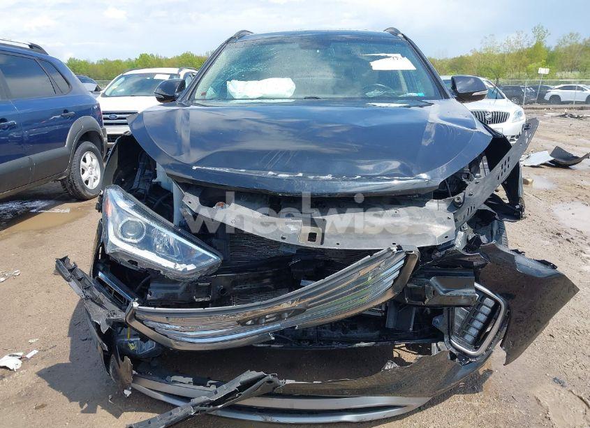 Photo 6 of 2017 Hyundai Santa FE SE (VIN KM8SNDHF8HU254372)