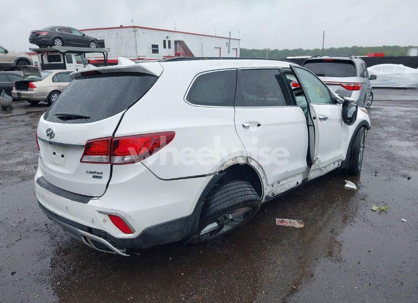 Photo 4 of 2017 Hyundai Santa FE LIMITED ULTIMATE (VIN KM8SR4HF3HU256244)