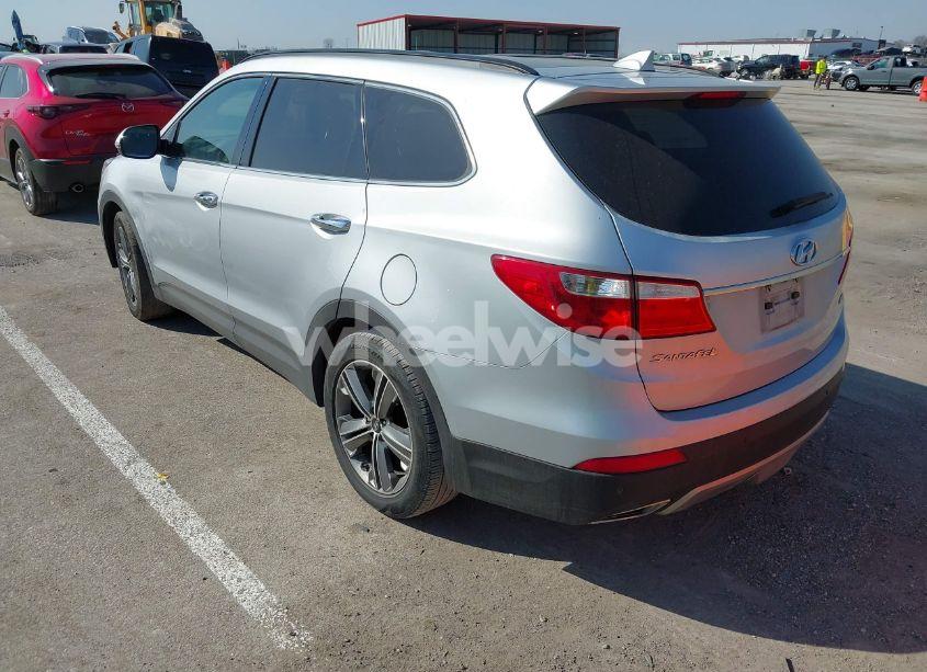 Photo 3 of 2016 Hyundai Santa FE SE (VIN KM8SR4HF5GU156788)