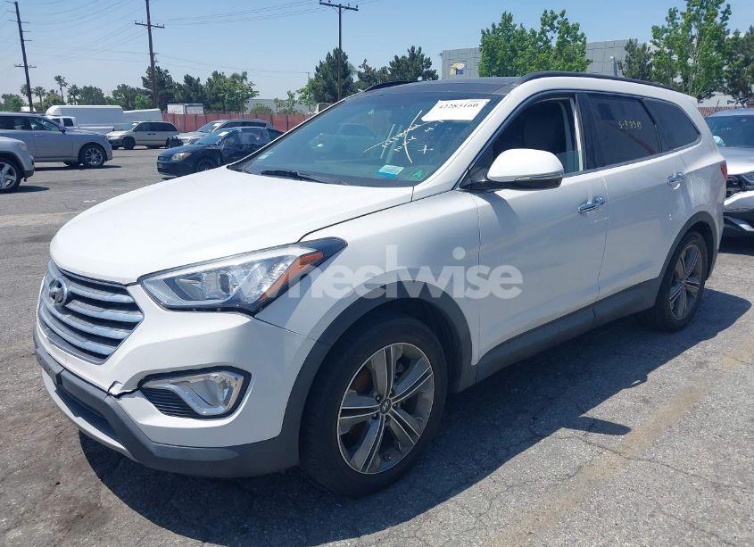 Photo 2 of 2016 Hyundai Santa FE LIMITED (VIN KM8SR4HF6GU141894)