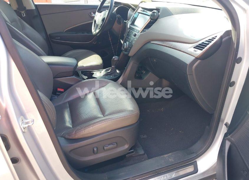 Photo 5 of 2017 Hyundai Santa FE SE ULTIMATE (VIN KM8SRDHF0HU165898)