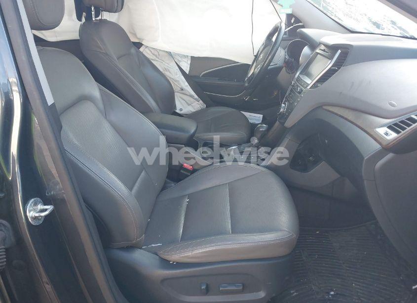 Photo 5 of 2017 Hyundai Santa FE LIMITED ULTIMATE (VIN KM8SRDHF3HU251531)