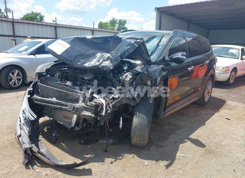 Photo 2 of 2017 Hyundai Santa FE LIMITED ULTIMATE (VIN KM8SRDHF4HU203424)