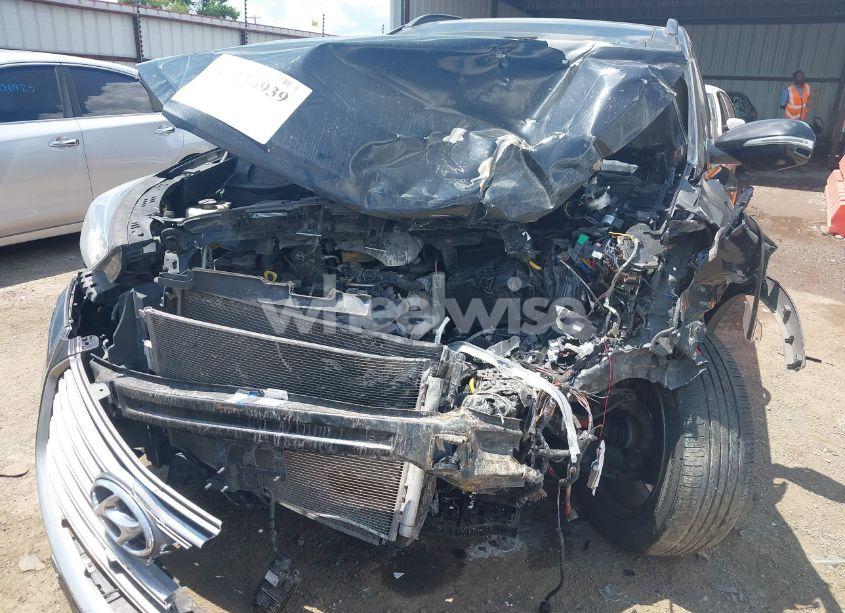 Photo 6 of 2017 Hyundai Santa FE LIMITED ULTIMATE (VIN KM8SRDHF4HU203424)