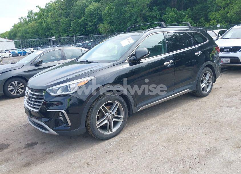 Photo 2 of 2017 Hyundai Santa FE (VIN KM8SRDHF5HU202038)