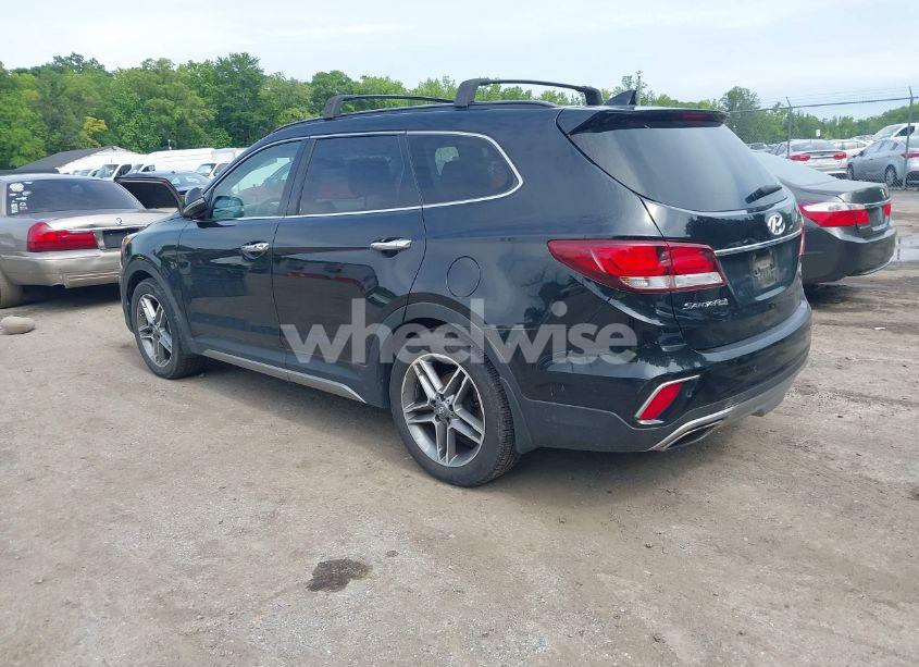 Photo 3 of 2017 Hyundai Santa FE (VIN KM8SRDHF5HU202038)