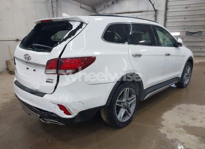 Photo 4 of 2018 Hyundai Santa FE LIMITED ULTIMATE (VIN KM8SRDHF9JU282577)