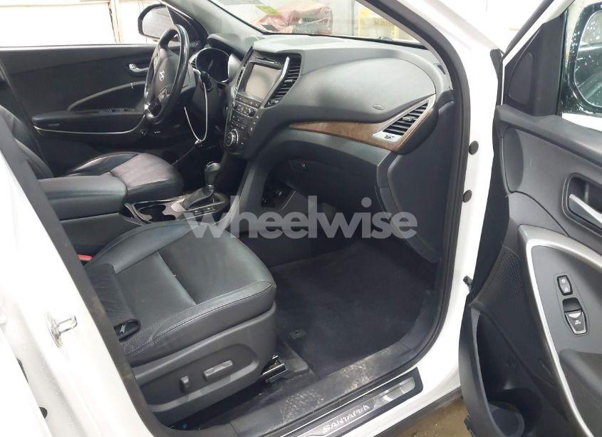 Photo 5 of 2018 Hyundai Santa FE LIMITED ULTIMATE (VIN KM8SRDHF9JU282577)