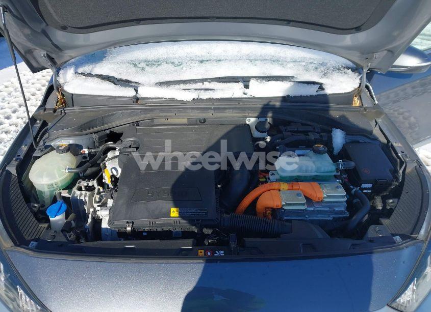 Photo 10 of 2020 Hyundai Ioniq HYBRID LIMITED (VIN KMHC05LC0LU207948)