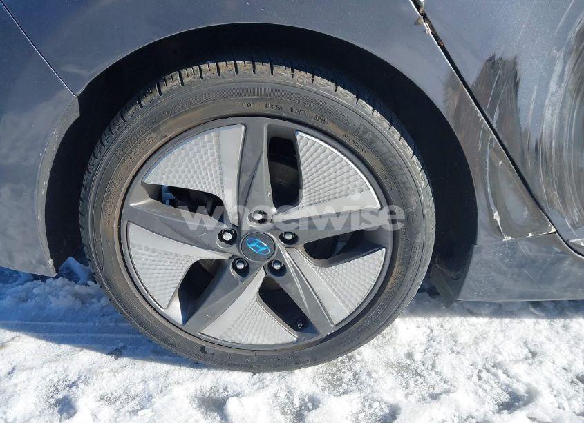 Photo 12 of 2020 Hyundai Ioniq HYBRID LIMITED (VIN KMHC05LC0LU207948)