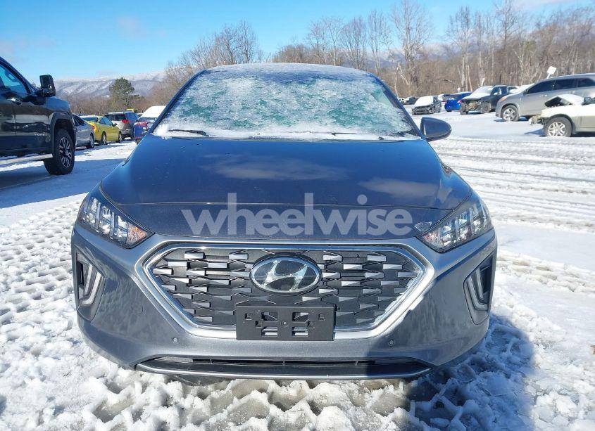 Photo 13 of 2020 Hyundai Ioniq HYBRID LIMITED (VIN KMHC05LC0LU207948)