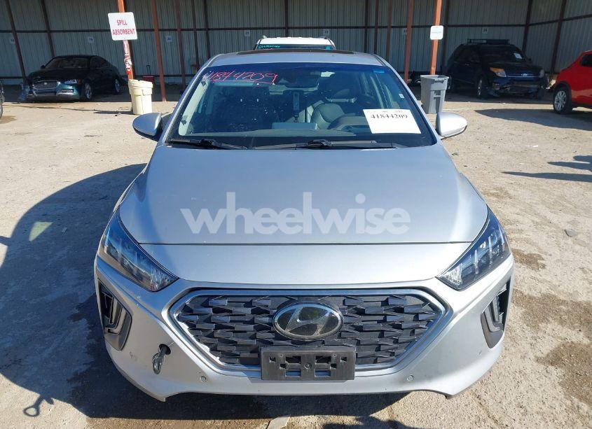 Photo 12 of 2020 Hyundai Ioniq HYBRID LIMITED (VIN KMHC05LC1LU241784)