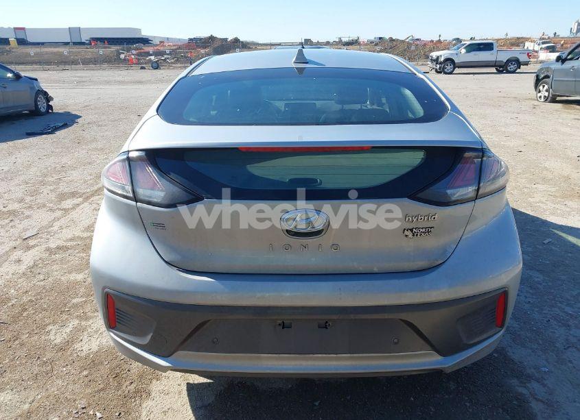 Photo 16 of 2020 Hyundai Ioniq HYBRID LIMITED (VIN KMHC05LC1LU241784)