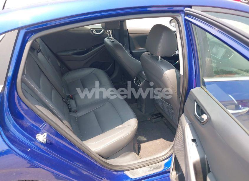 Photo 8 of 2019 Hyundai Ioniq HYBRID LIMITED (VIN KMHC05LC2KU138551)