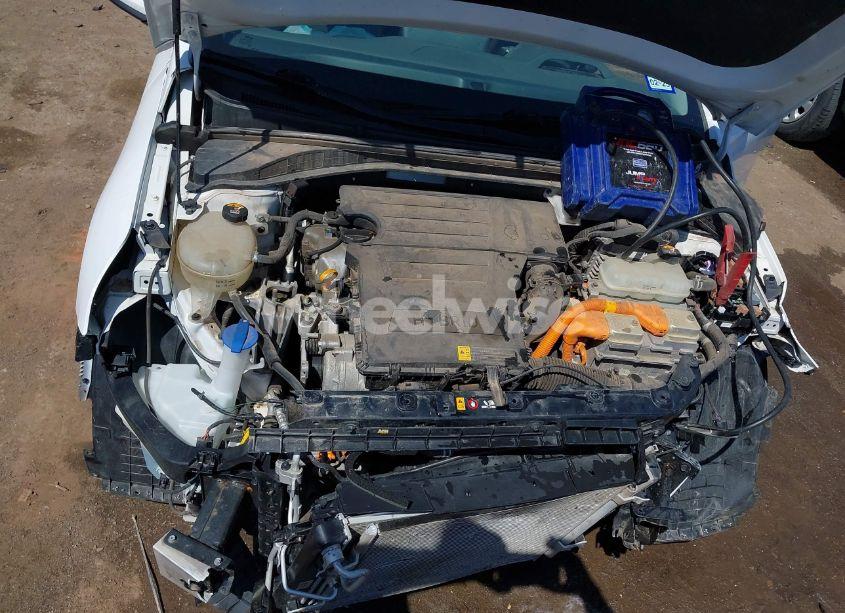 Photo 10 of 2020 Hyundai Ioniq HYBRID LIMITED (VIN KMHC05LC5LU212353)