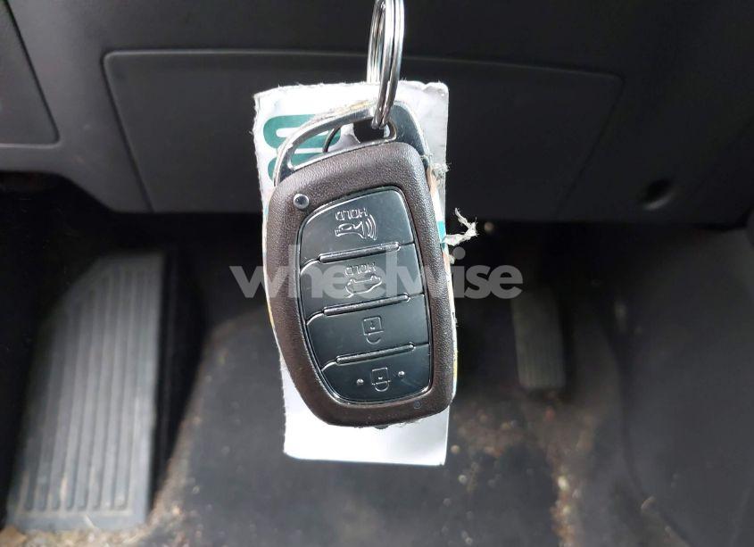 Photo 11 of 2020 Hyundai Ioniq HYBRID LIMITED (VIN KMHC05LC5LU232442)