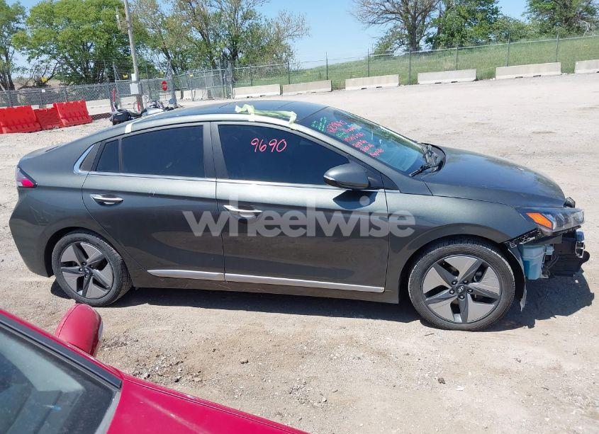 Photo 13 of 2022 Hyundai Ioniq HYBRID LIMITED (VIN KMHC05LC5NU270689)