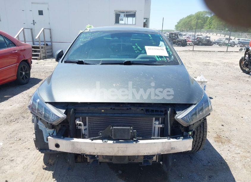 Photo 6 of 2022 Hyundai Ioniq HYBRID LIMITED (VIN KMHC05LC5NU270689)