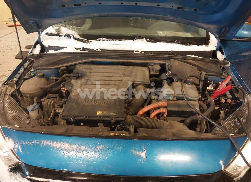Photo 10 of 2017 Hyundai Ioniq HYBRID BLUE (VIN KMHC65LC1HU036827)