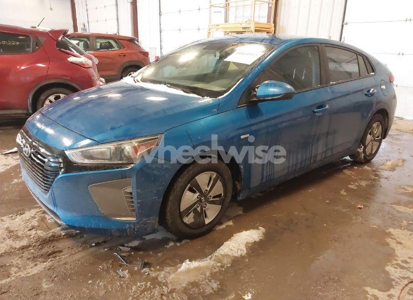 Photo 2 of 2017 Hyundai Ioniq HYBRID BLUE (VIN KMHC65LC1HU036827)