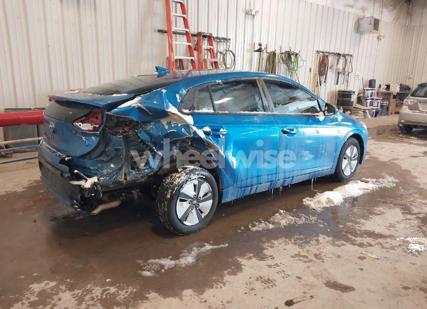 Photo 4 of 2017 Hyundai Ioniq HYBRID BLUE (VIN KMHC65LC1HU036827)