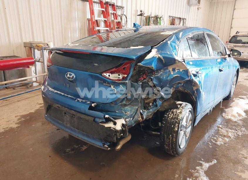 Photo 6 of 2017 Hyundai Ioniq HYBRID BLUE (VIN KMHC65LC1HU036827)
