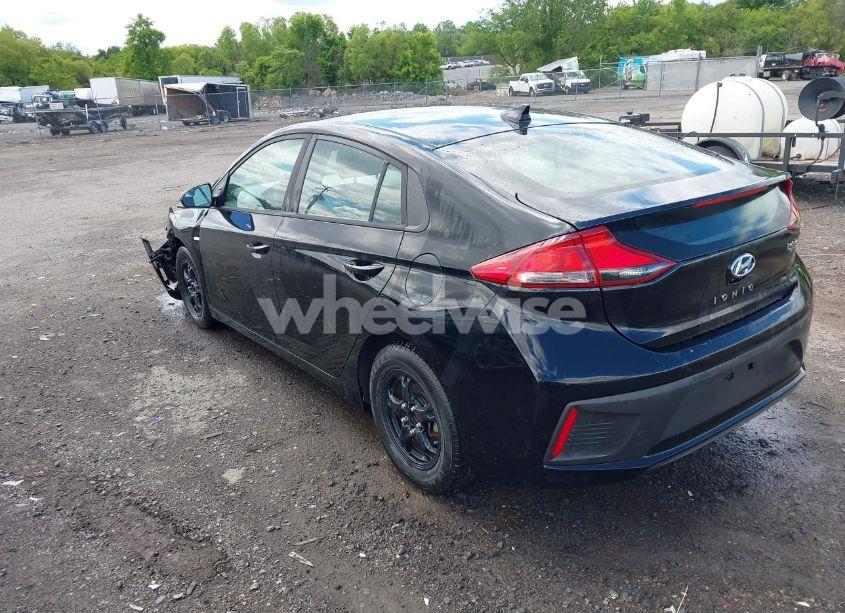 Photo 3 of 2017 Hyundai Ioniq HYBRID BLUE (VIN KMHC65LC1HU048279)