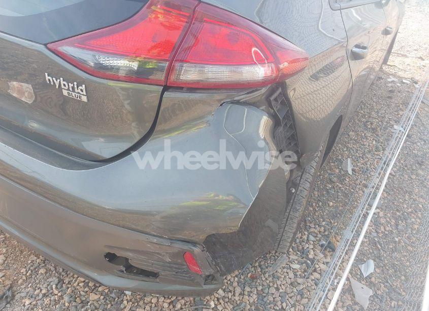 Photo 6 of 2020 Hyundai Ioniq HYBRID BLUE (VIN KMHC65LC4LU227313)