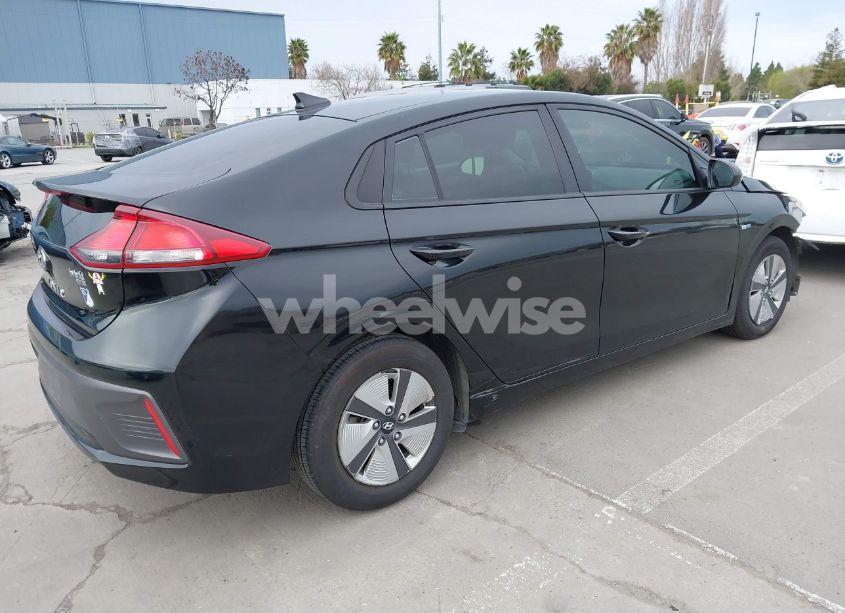 Photo 4 of 2020 Hyundai Ioniq HYBRID BLUE (VIN KMHC65LC4LU231135)