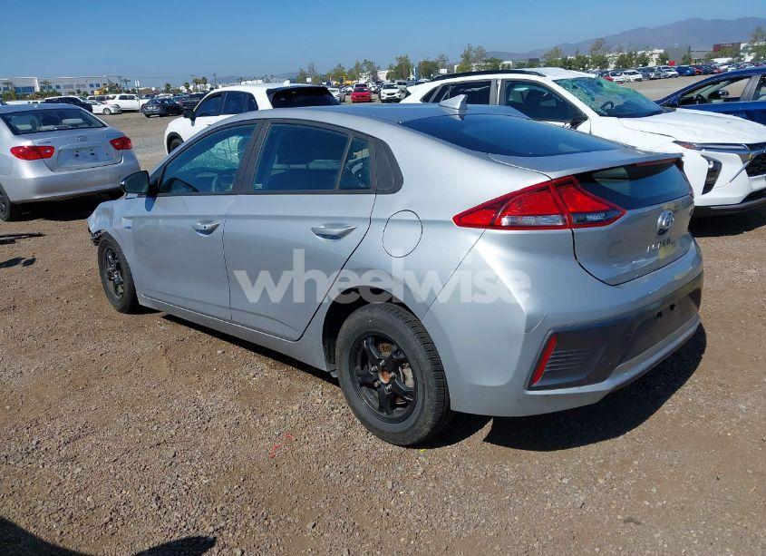 Photo 3 of 2020 Hyundai Ioniq HYBRID BLUE (VIN KMHC65LC5LU233802)