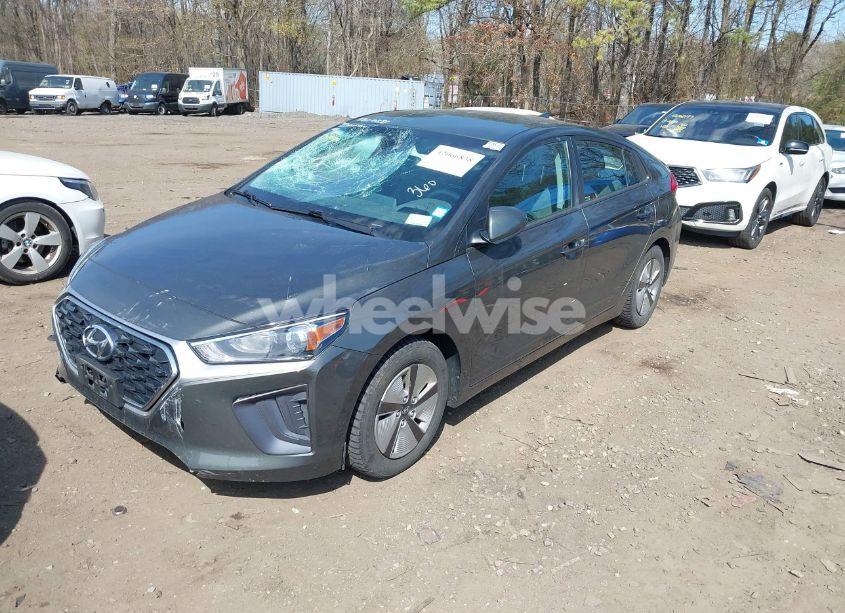 Photo 2 of 2022 Hyundai Ioniq HYBRID BLUE (VIN KMHC65LC5NU268438)