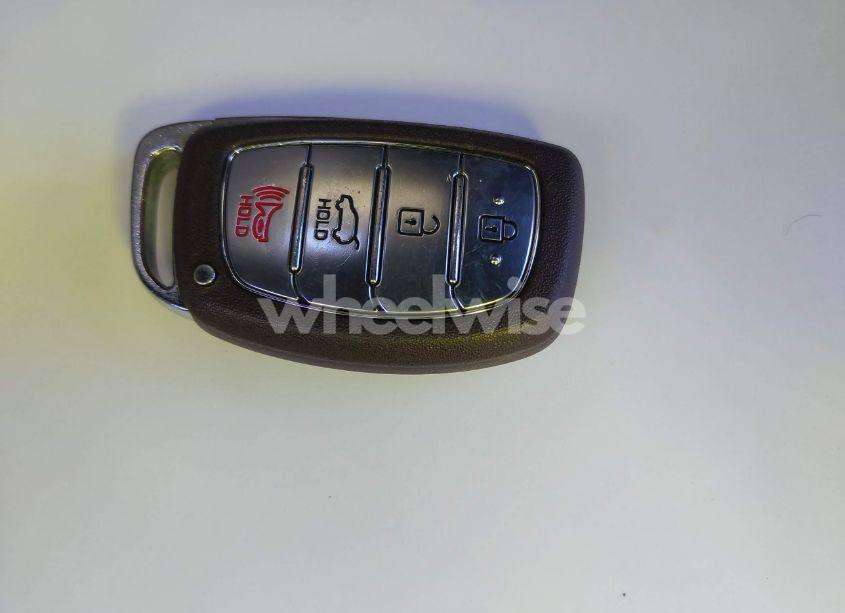 Photo 11 of 2018 Hyundai Ioniq HYBRID BLUE (VIN KMHC65LC7JU065772)