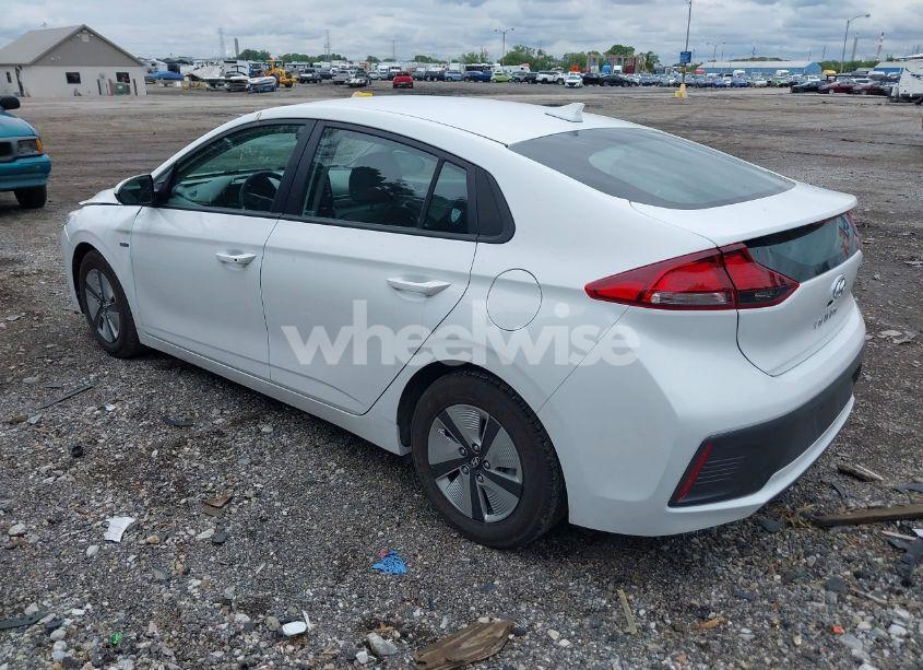 Photo 3 of 2020 Hyundai Ioniq HYBRID BLUE (VIN KMHC65LC8LU215813)