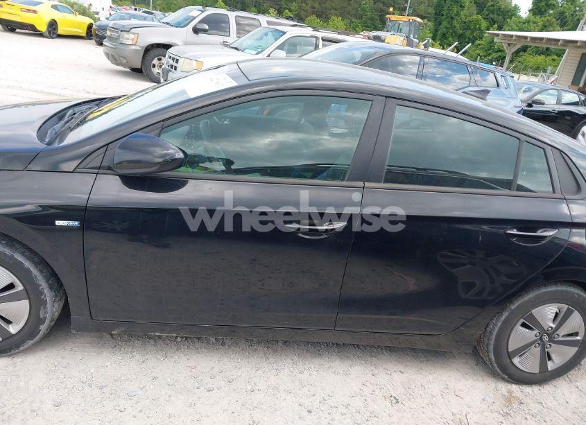 Photo 14 of 2020 Hyundai Ioniq HYBRID BLUE (VIN KMHC65LC8LU239139)