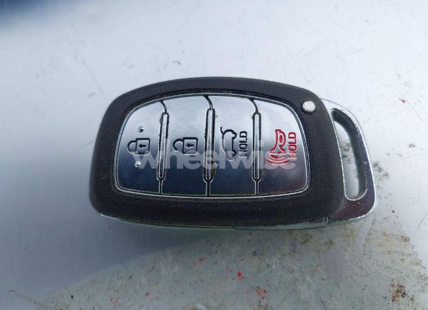 Photo 11 of 2018 Hyundai Ioniq HYBRID BLUE (VIN KMHC65LC9JU077745)