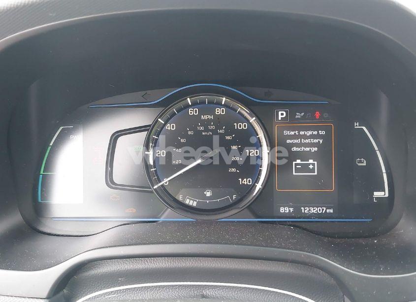 Photo 7 of 2018 Hyundai Ioniq HYBRID BLUE (VIN KMHC65LC9JU077745)