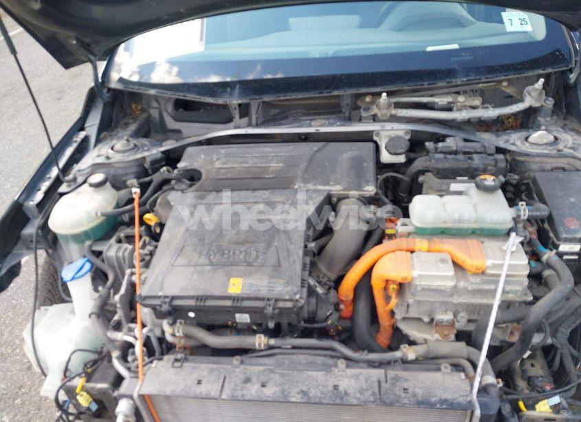 Photo 10 of 2020 Hyundai Ioniq HYBRID BLUE (VIN KMHC65LCXLU214579)