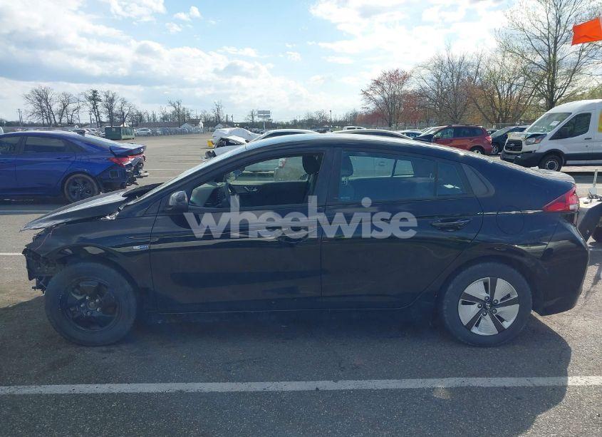 Photo 14 of 2020 Hyundai Ioniq HYBRID BLUE (VIN KMHC65LCXLU214579)