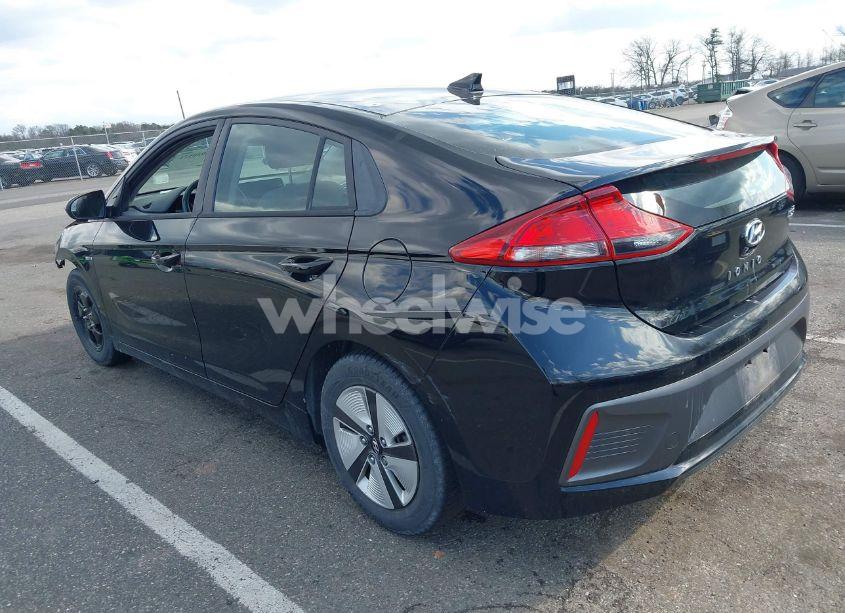 Photo 3 of 2020 Hyundai Ioniq HYBRID BLUE (VIN KMHC65LCXLU214579)