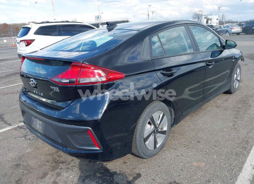 Photo 4 of 2020 Hyundai Ioniq HYBRID BLUE (VIN KMHC65LCXLU214579)