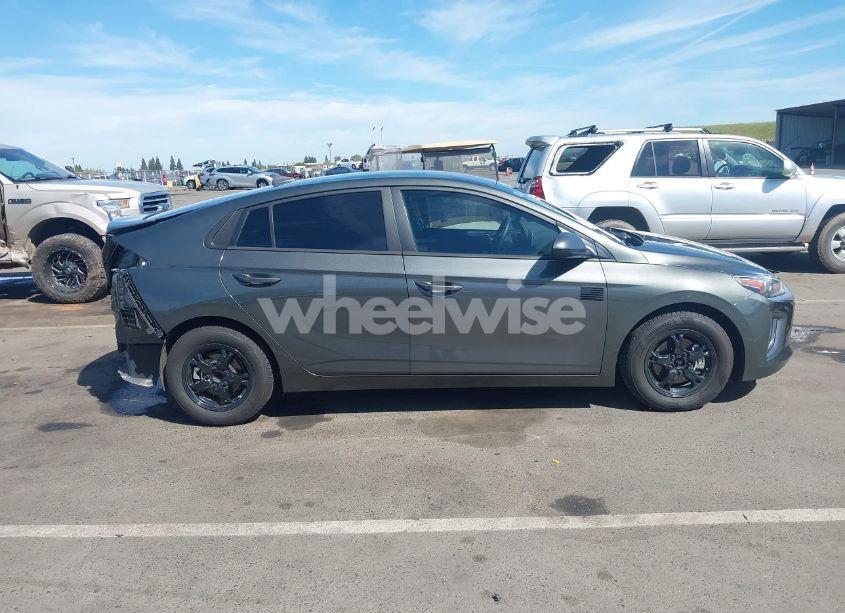 Photo 14 of 2022 Hyundai Ioniq HYBRID BLUE (VIN KMHC65LCXNU267107)