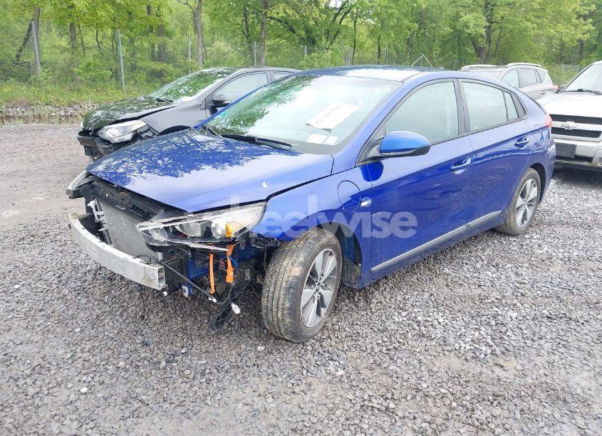 Photo 2 of 2019 Hyundai Ioniq PLUG-IN HYBRID (VIN KMHC65LD1KU159740)
