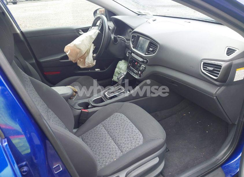 Photo 5 of 2019 Hyundai Ioniq PLUG-IN HYBRID (VIN KMHC65LD1KU159740)