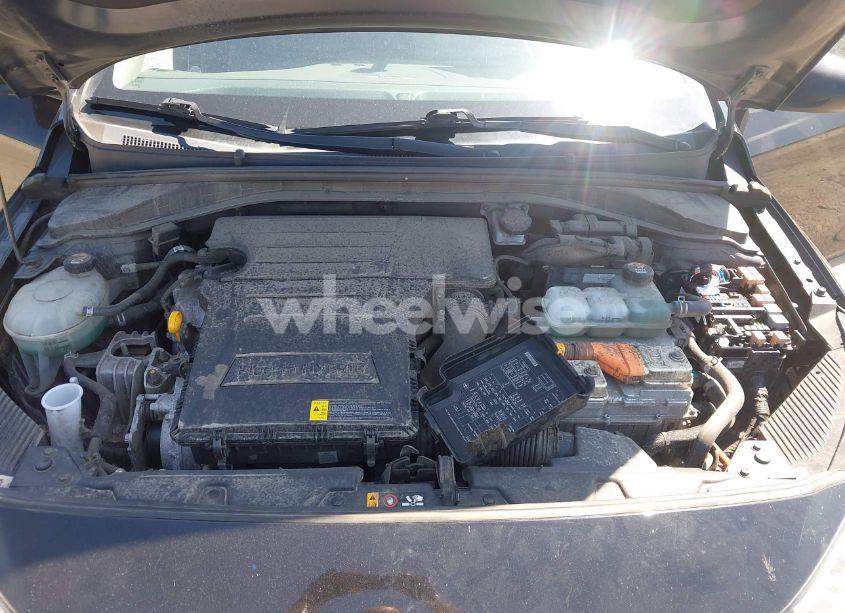 Photo 10 of 2019 Hyundai Ioniq PLUG-IN HYBRID (VIN KMHC65LD5KU172667)