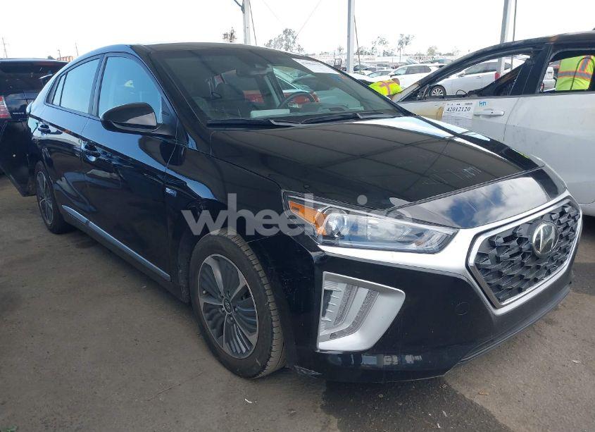 2020 Hyundai Ioniq PLUG-IN HYBRID SE (VIN KMHC65LD7LU228965) main photo